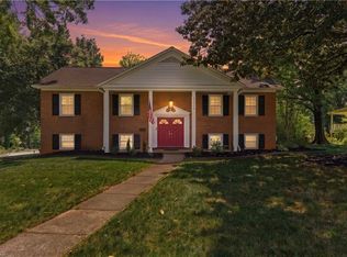 1220 Abingdon Way, Winston Salem, NC 27106