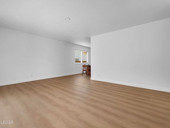 4th image of 2285 Jessie Ave