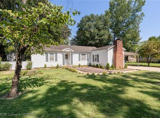 1705 Elm St, Van Buren, AR 72956
