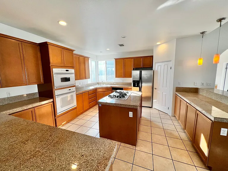 40921 Hovley Ct — Photo 10