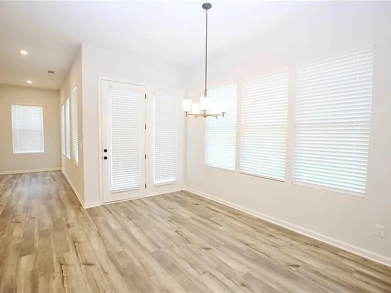 2225 Whistler Way — Photo 8