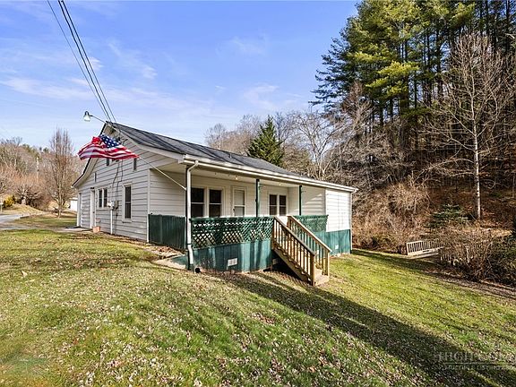 3rd image of 336 Willowdale Church Road