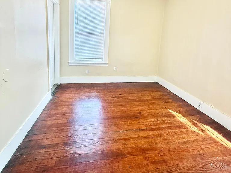 41 Hotchkiss St #1 — Photo 5