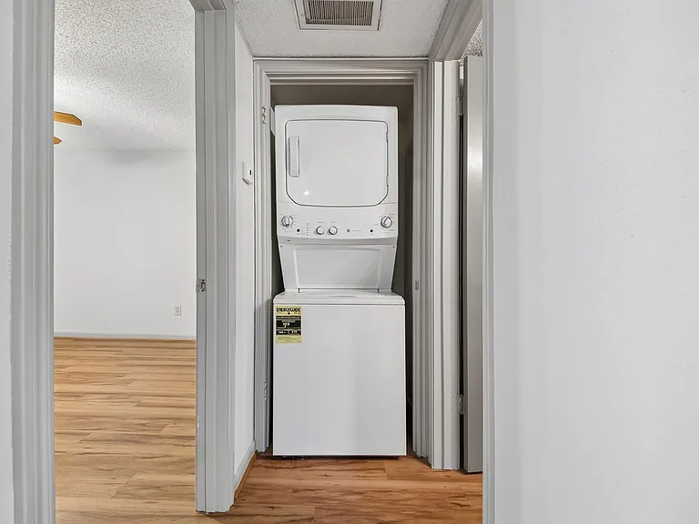 1311 Antoine Dr #153 — Photo 5
