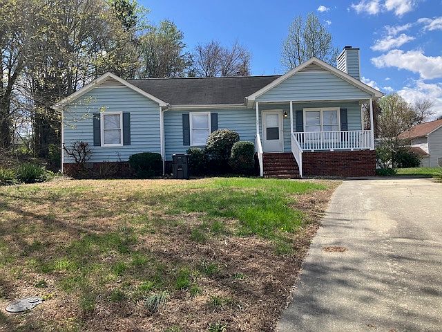 1st image of 11 Kelly Ct