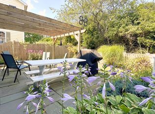 1 Pigeon Hill Ct #B, Rockport, MA 01966