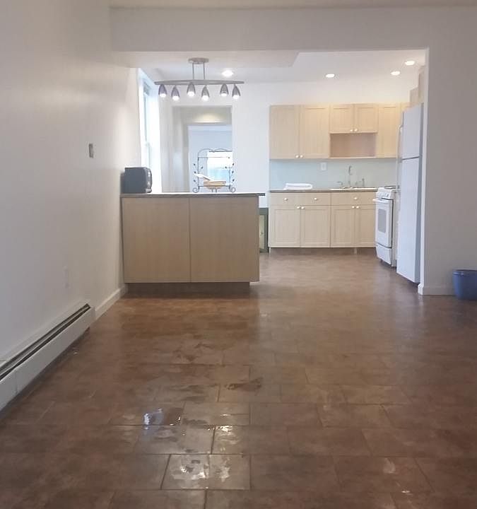 Living Room/ Kitchen