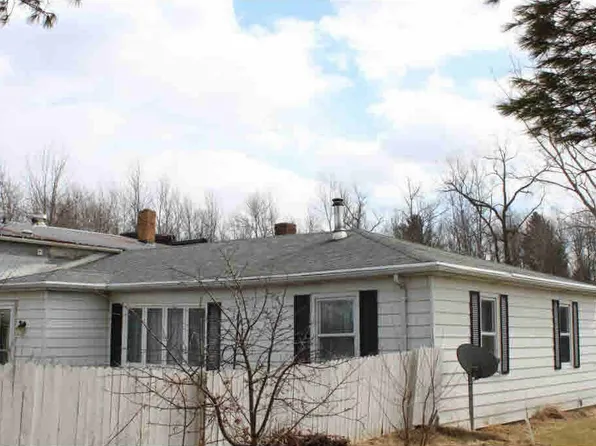 5727 State Highway 22, Lena, WI 54139