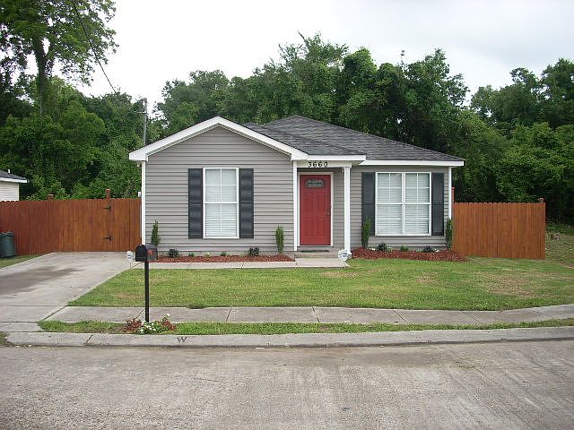 2008811