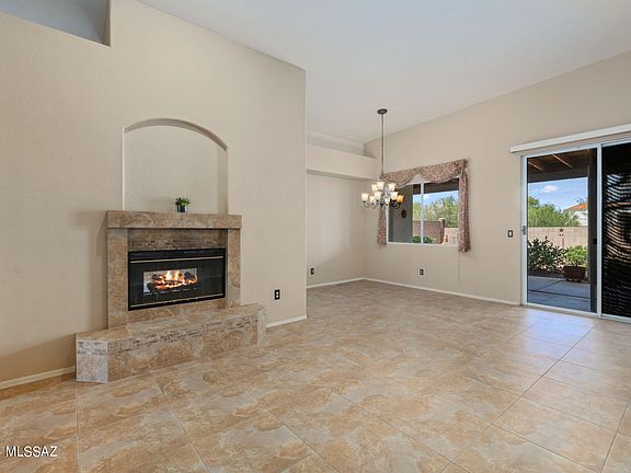 5th image of 715 N Northern Vista Pl