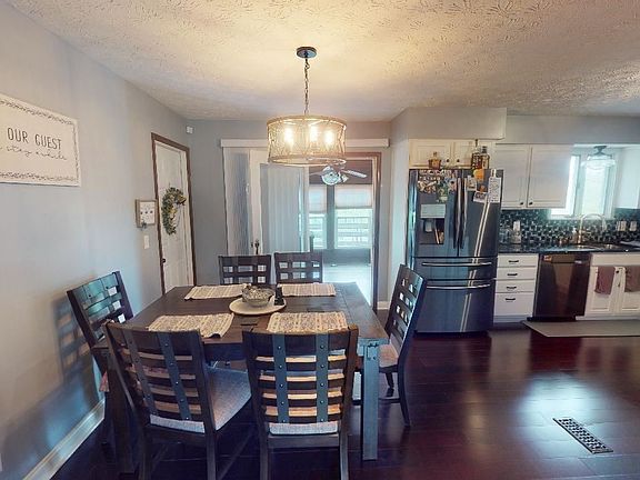 5th image of 994 Richwood Cir
