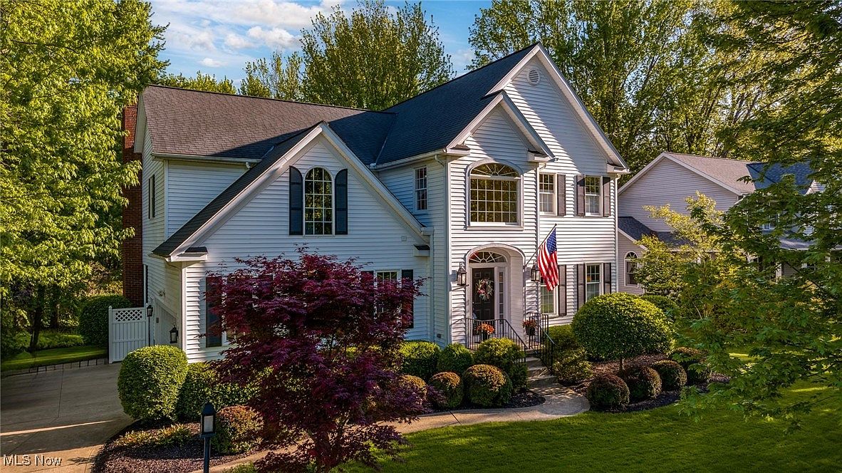 5984 Nicholson Dr, Hudson, OH 44236 | Zillow