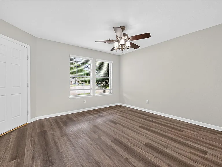 3219 Watercliff Ct — Photo 12