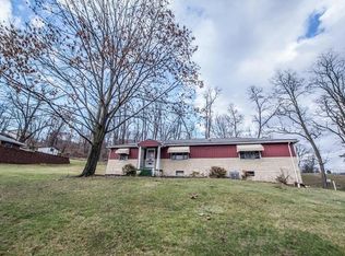 200 Sandy Hill Rd, Manor, PA 15665