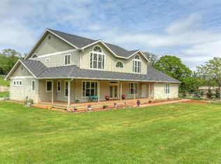 6490 Pioneer Rd, Medford, OR 97501