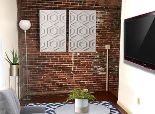 17 Charter St #1, Boston, MA 02113