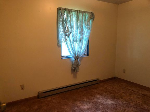 5th image of 313 E Wilson St