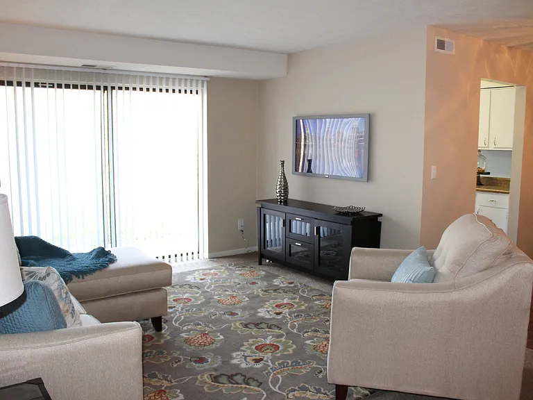 Hunter's Creek Apartments — Photo 27
