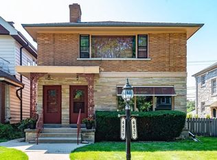 4437 N Cramer St #4439, Milwaukee, WI 53211