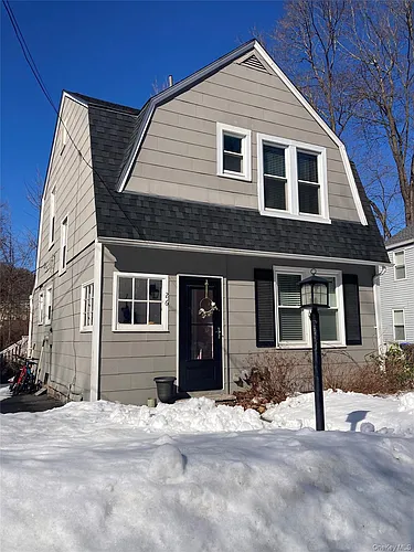 26 Hillside Ave Photo 1