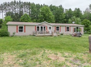 6834 N Middle Rd, Hope, MI 48628