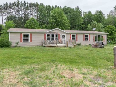 6834 N Middle Rd, Hope, MI, 48628