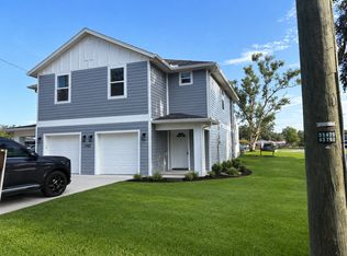 1702 W Granfield Ave, Plant City, FL 33563