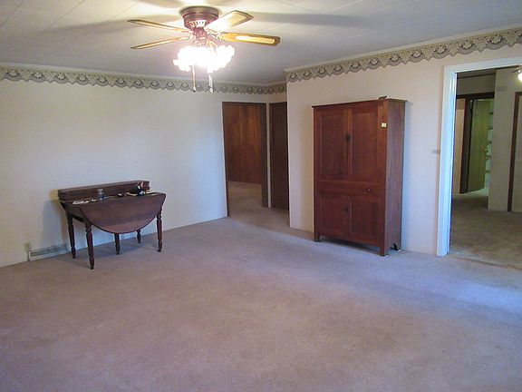 5th image of 20340 2470 N Ave