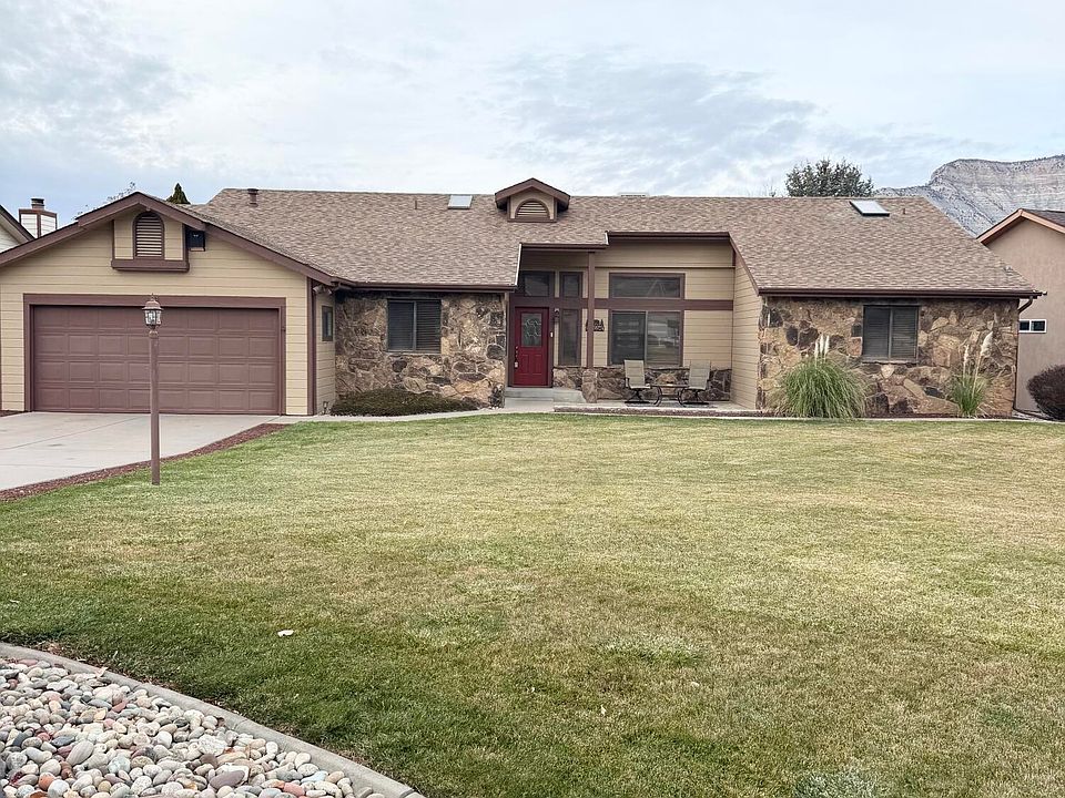 1st image of 91 Willow Creek Trl