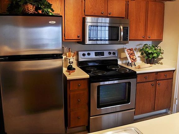 4th image of 3405 Calle Cuervo NW APT 0538