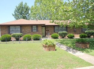 3245 N Wildan Ave, Springfield, MO 65803