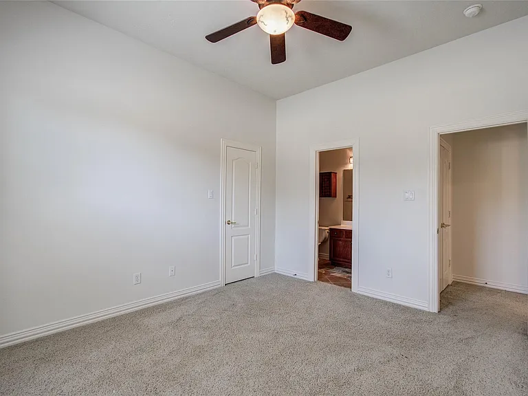 7814 Heron Lakes Dr — Photo 10