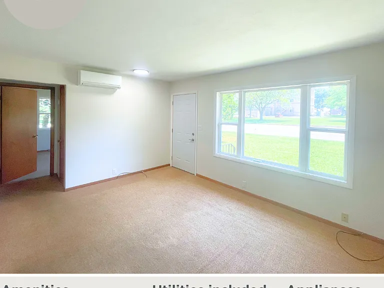 21 5th Ave NW #2 — Photo 5