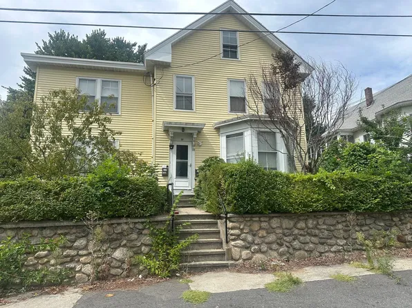 88 Clark St #2, Clinton, MA 01510