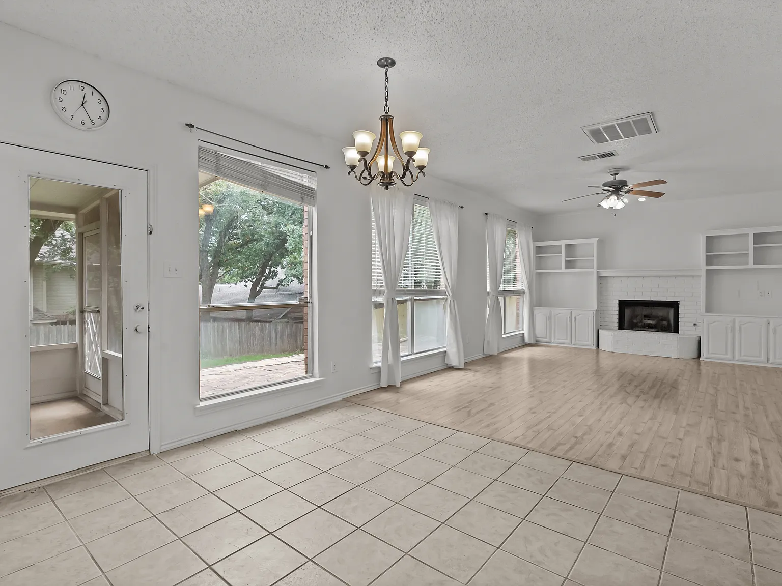 4 bed, 2.5 bath, 2411 sqft, $3,290 — Photo 3