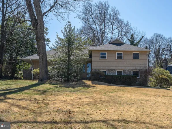 713 Woodfield Rd, Villanova, PA 19085