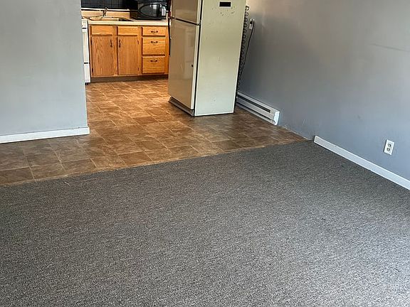 5th image of 500 Main St #1/2
