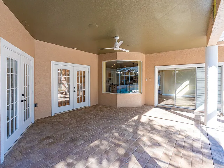 4013 Cree Dr — Photo 30