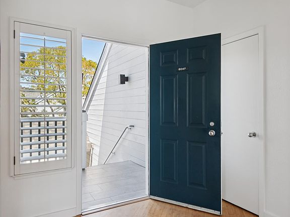 5th image of 6047 Shelter Bay Ave