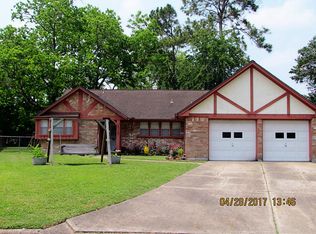 5703 Woodville Ln, Pearland, TX 77584