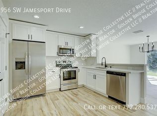 1956 SW Jamesport Dr, Port Saint Lucie, FL 34953