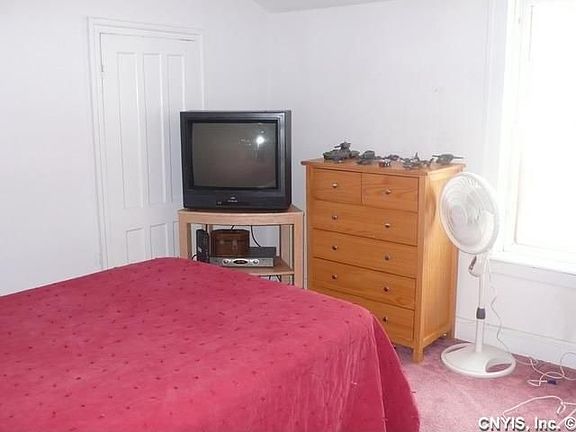 5th image of 120 E Genesee St #E