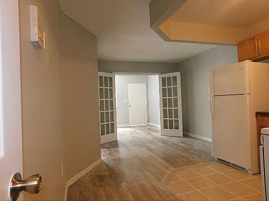 5th image of 998 Jennings St #6