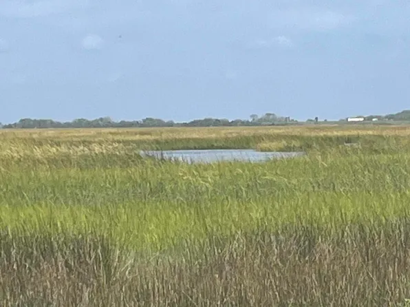 1861 NW CLINCH Drive, Fernandina Beach, FL 32034