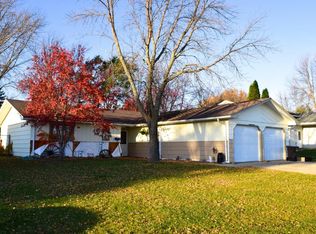 219 15th St SW, Jamestown, ND 58401