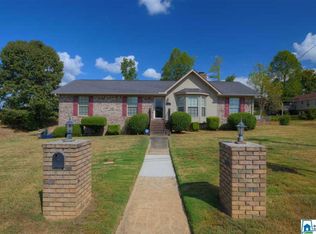 1222 11th Pl, Pleasant Grove, AL 35127