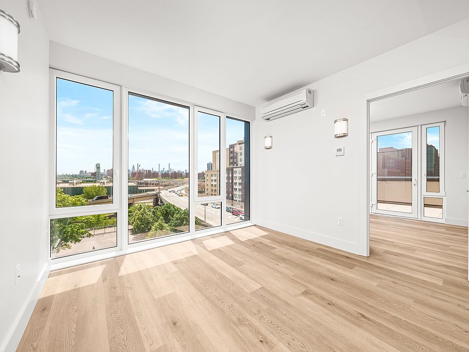 1st image of 91 Bruckner Blvd #709