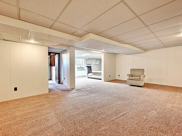 8 Kennedy Rd — Photo 24