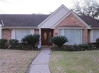 4915 Candlemist Dr, Houston, TX 77018