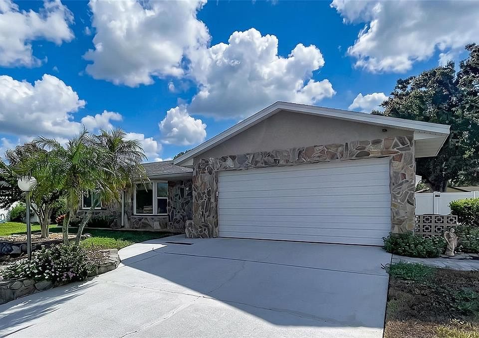 1st image of 2021 58th Ln N